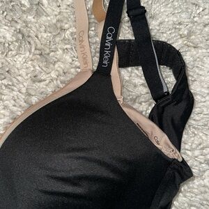 NWOT Set of 2 Calvin Klein Wireless Bras